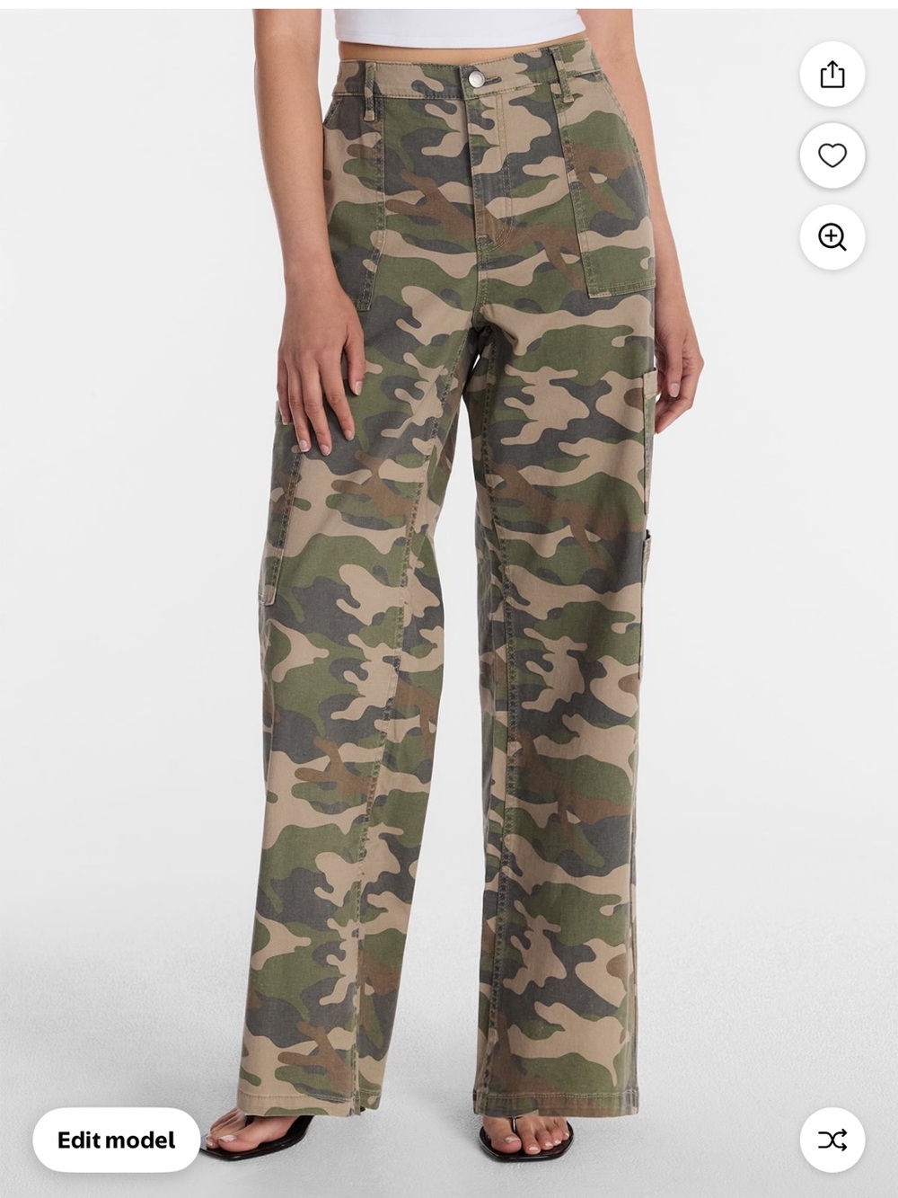 Women's Camouflage Cargo Pants - Green Camo